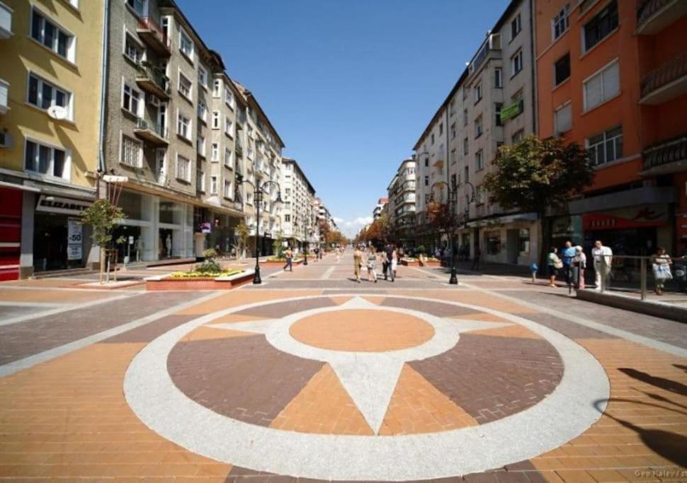 Top Center Studio 1 Sofia Exterior photo